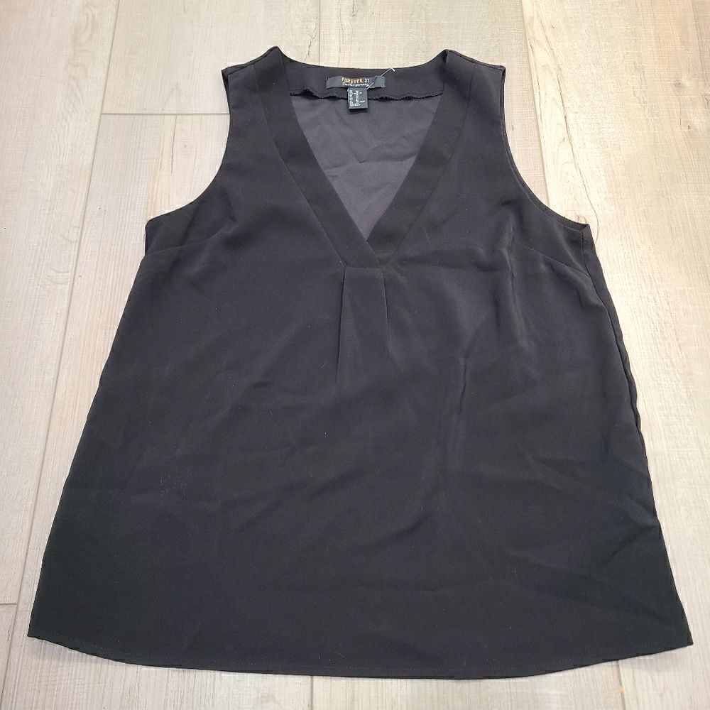 F21 Black Sleeveless V-Neck Blouse Womens XS